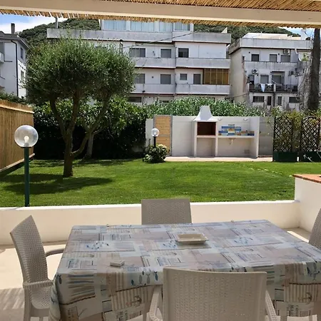 Holiday home Maison Scisci *