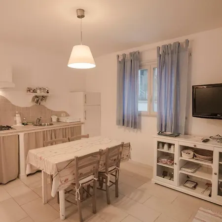 Holiday home Maison Scisci